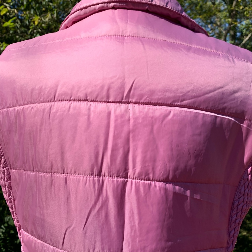 5 for $30.  Liz Claiborne Dusty Rose Puffer Vest - Picture 3 of 14